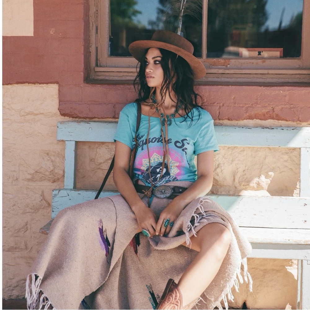 Spell The Turquoise Stone Hunter Graphic Tee S NWT - Picture 10 of 11